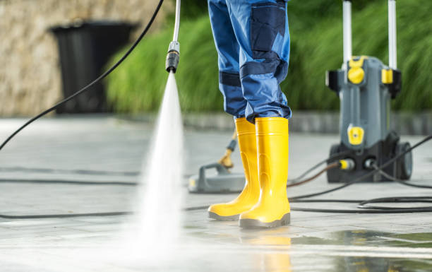 Best Commercial Pressure Washing  in Navasota, TX
